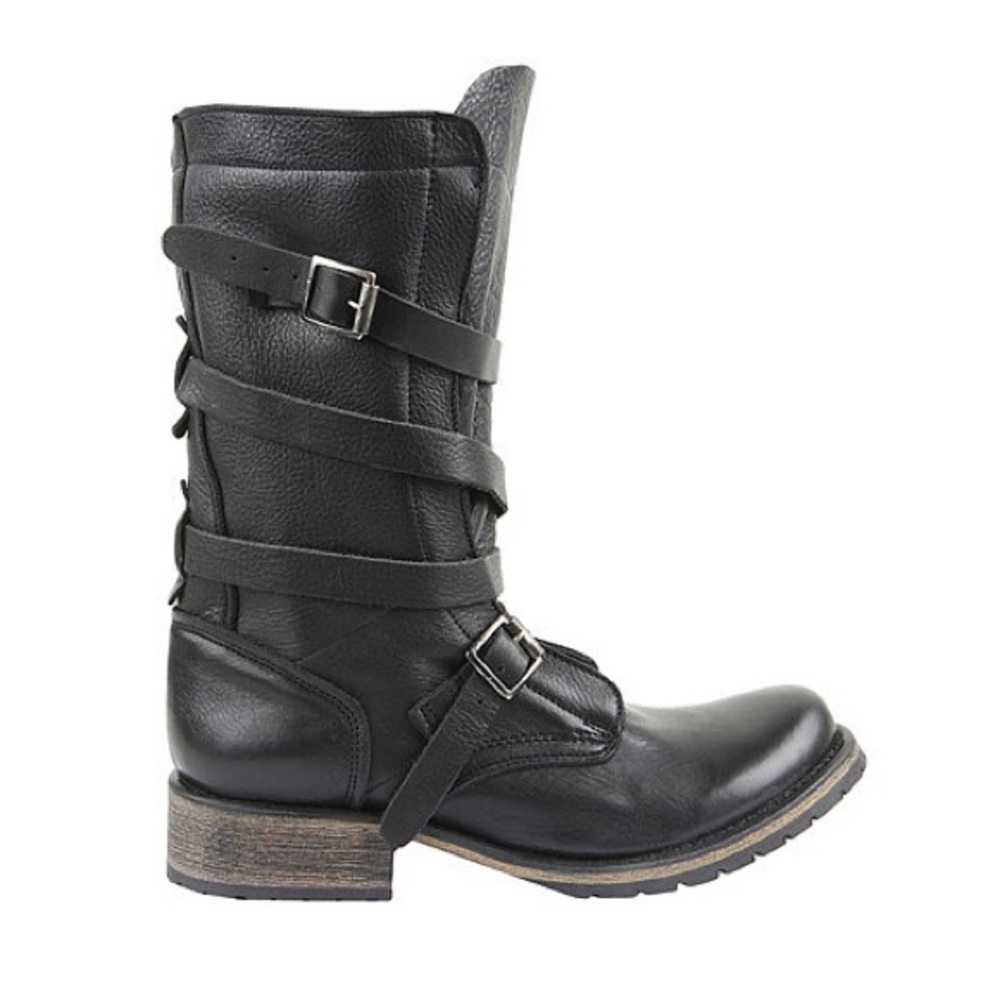 Steve Madden women’s bandit boots in black